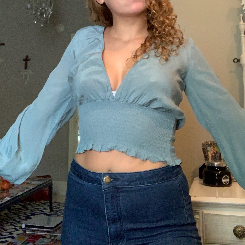 Blue Peasant sleeve style top